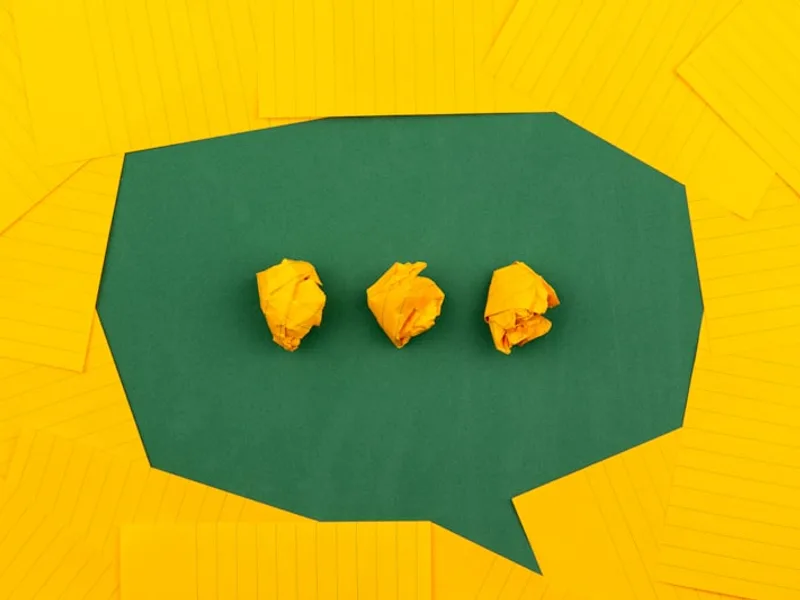 Conversa no WhatsApp entre empreendedor e consultor Atlas